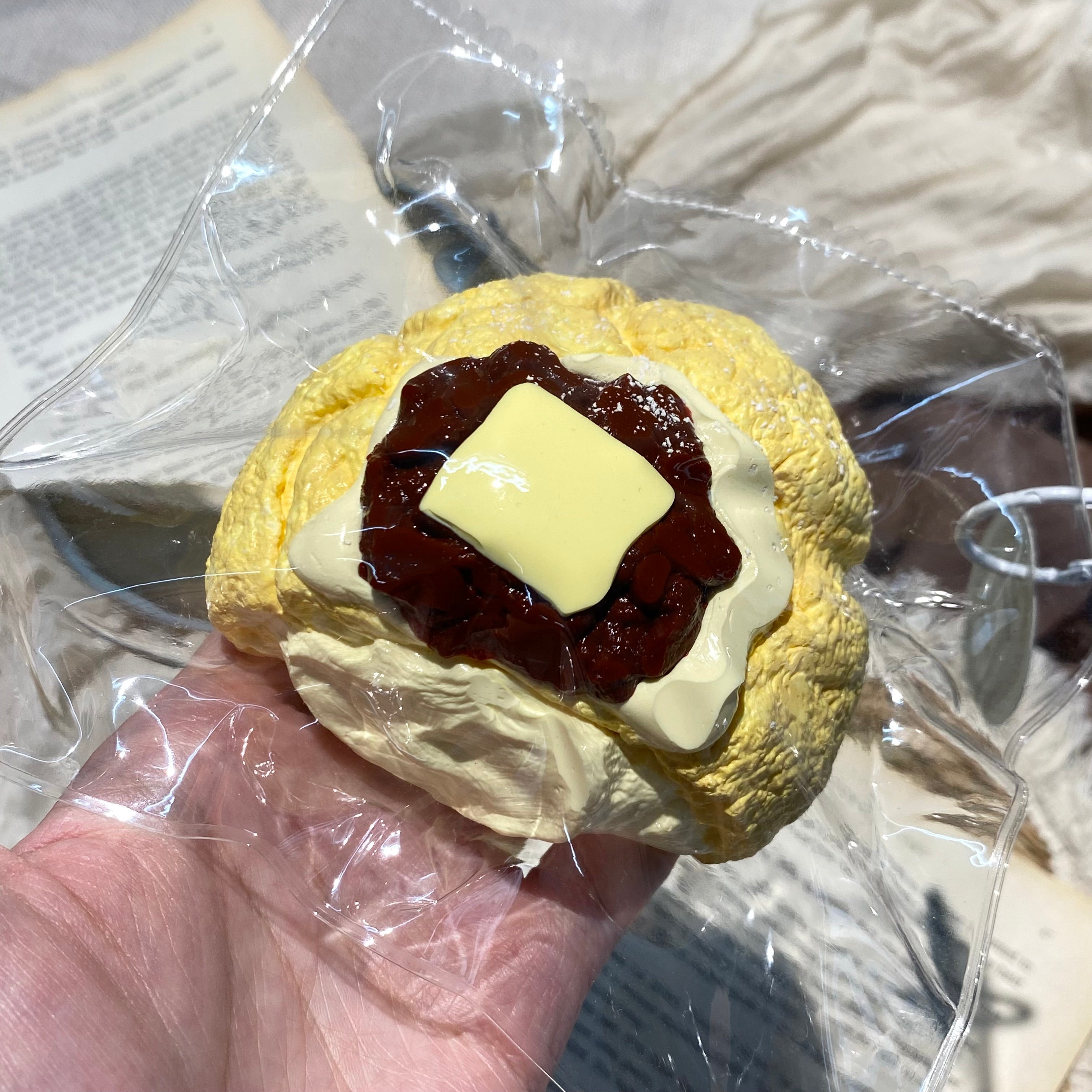 「버터 팥 푸프」모조 음식 장식품
