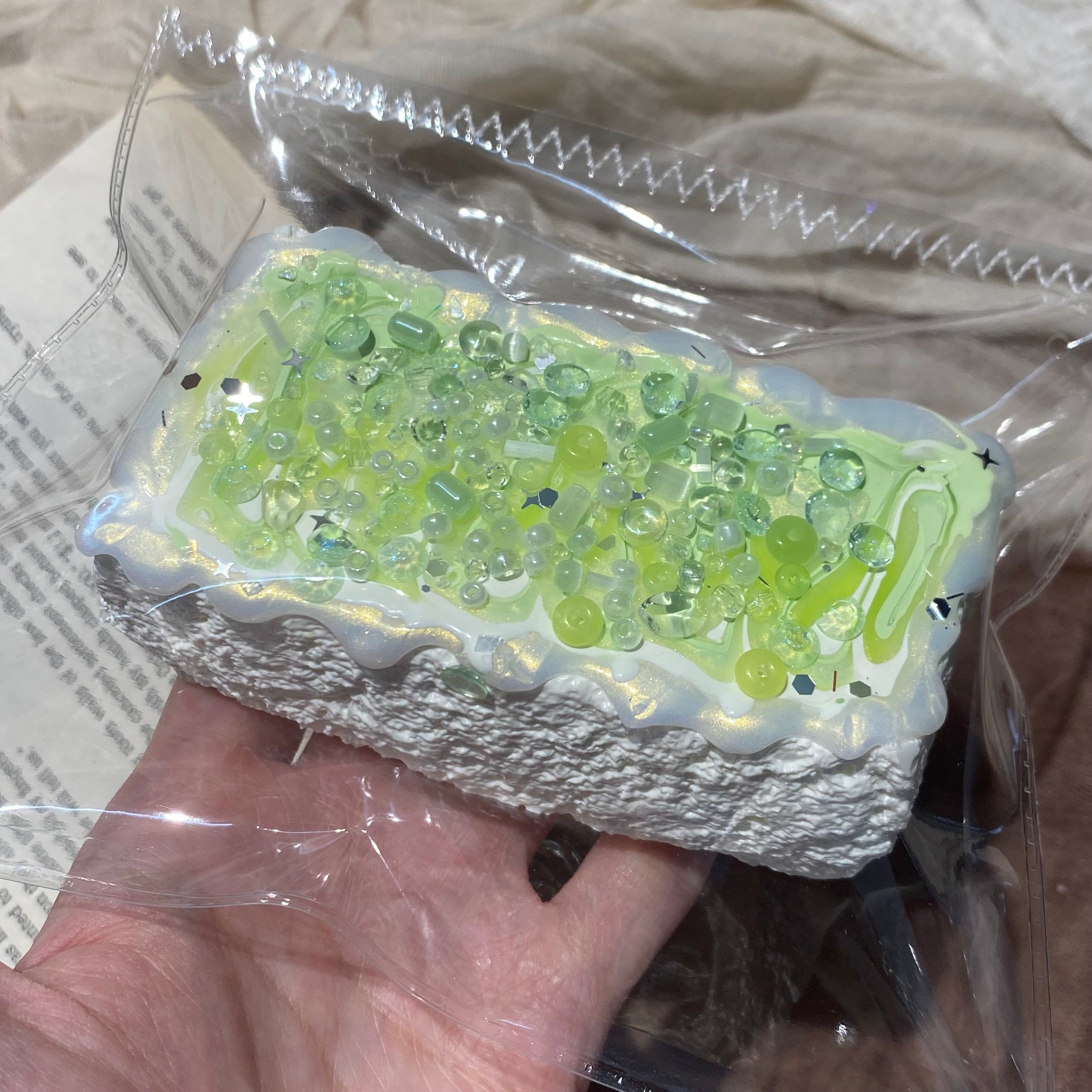 AINI studio「청포도 라떼아트 롱 식빵」모조 음식 장식품
