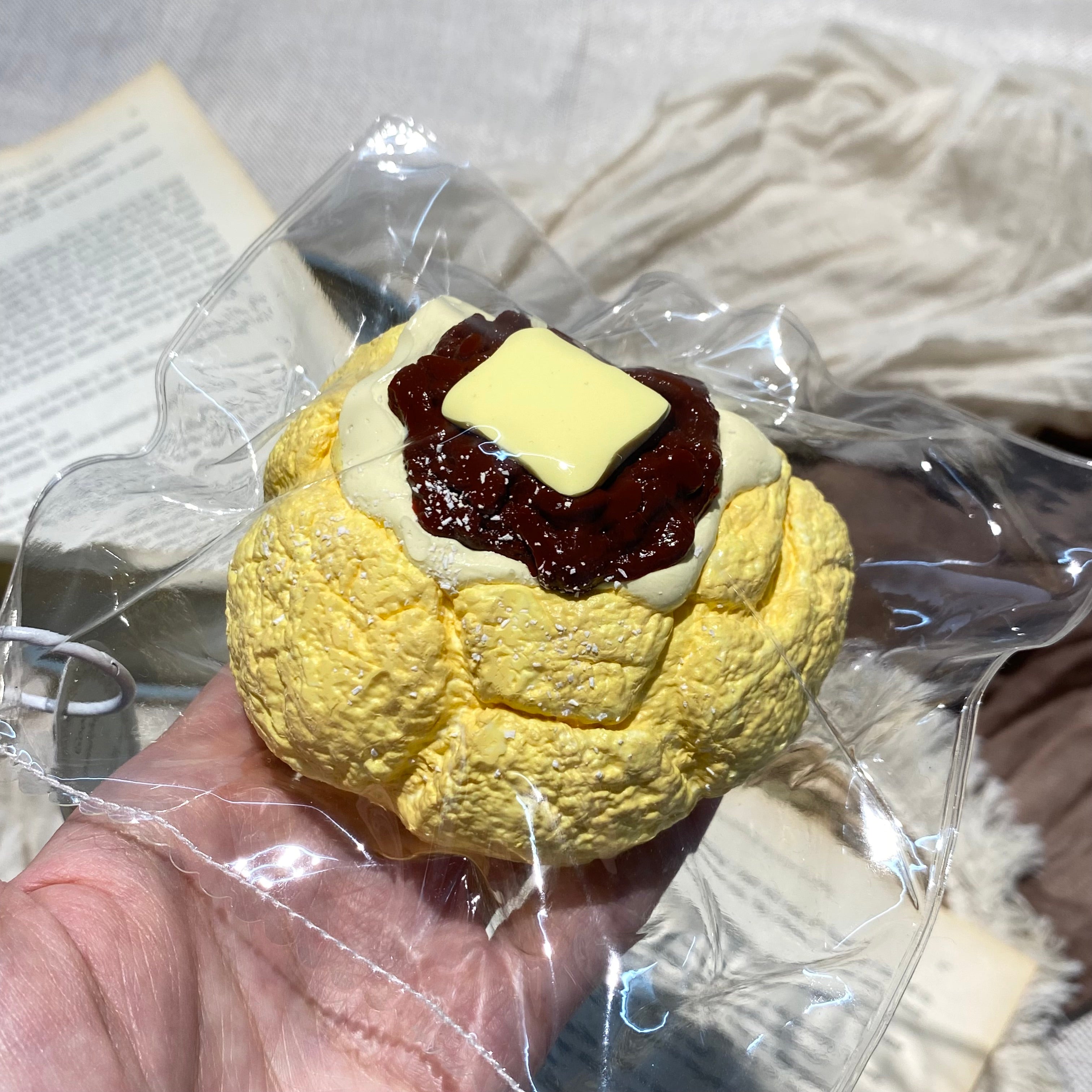 「버터 팥 푸프」모조 음식 장식품